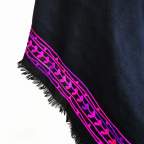Mantón de lana con bordado cadeneta morado degradado traje de baturra